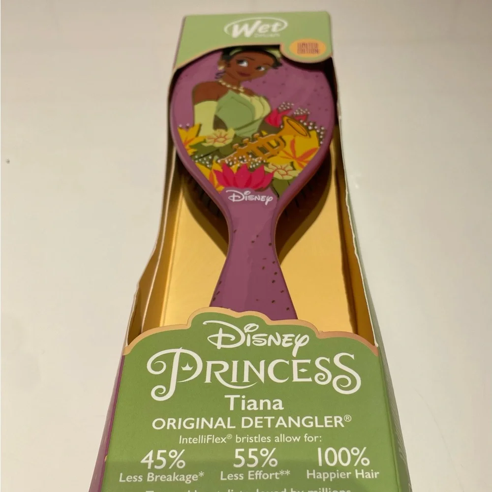 Wet Brush x Disney Princess Tiana  Original Detangler Brush
